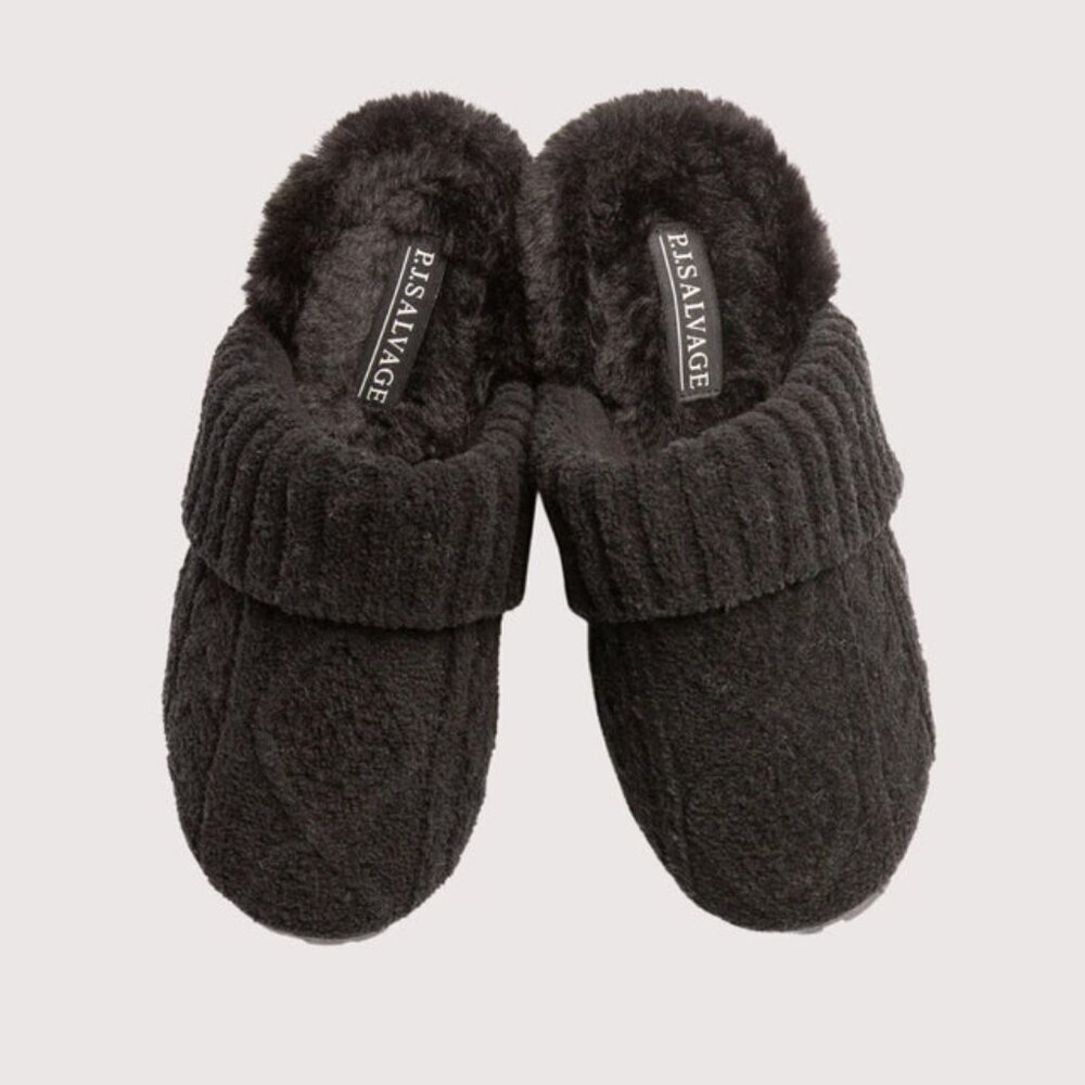 NWT PJ SALVAGE Cable Knit Womens Slipper Mule Molded Sole - Small (5-6)